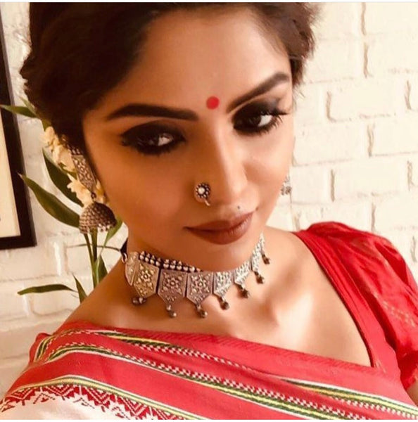 Pure silver look alike choker with jhumkas