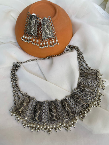 Madhubani inspired necklace with studs