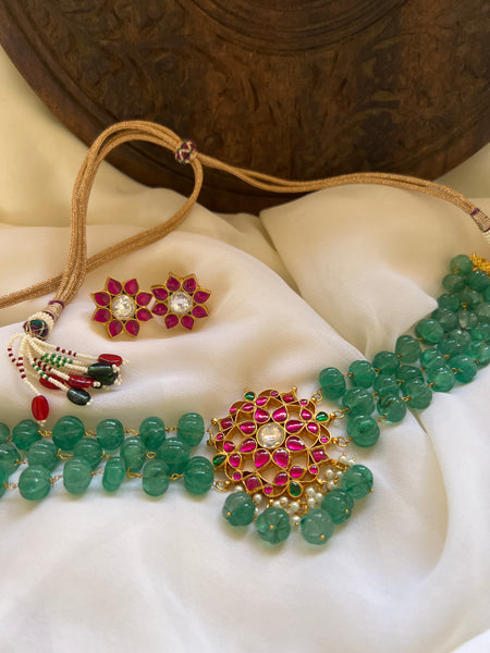 Kundan pumpkin bead choker with studs