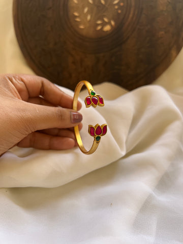 Kundan lotus kada - free size