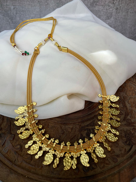 Kundan manga flower necklace
