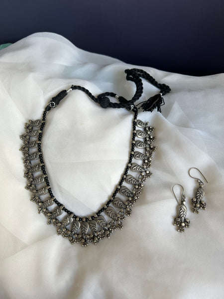 Oxidised leaf black bead necklace with earrings