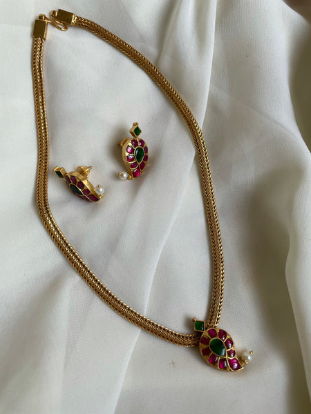 Kundan manga pendant maala with studs