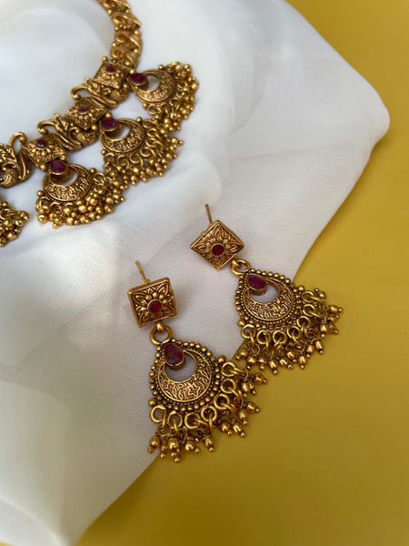 Antique ruby Chaandbali necklace with earrings