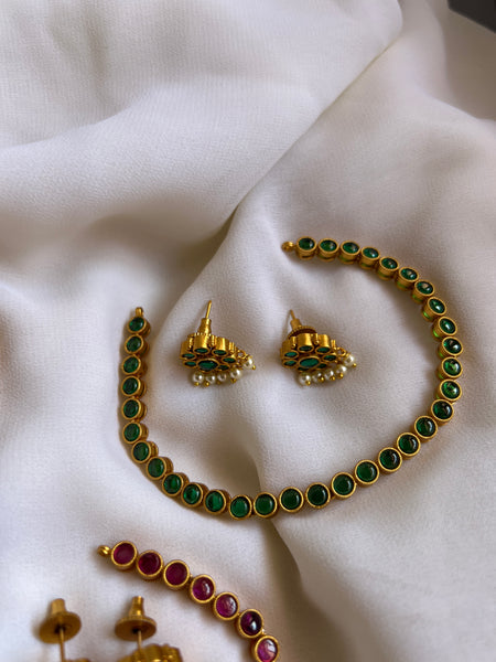 Kid friendly Kemp necklace with studs
