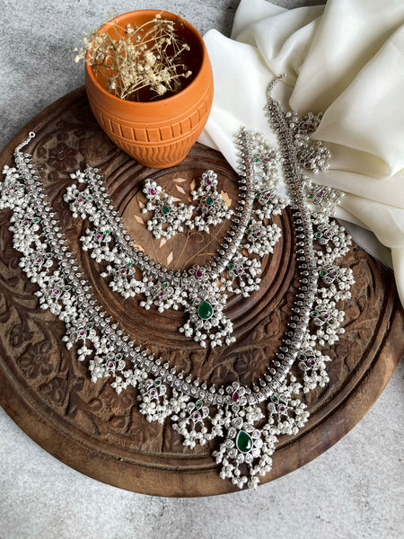 Classic Guttapusalu with earrings  (gold/silver )