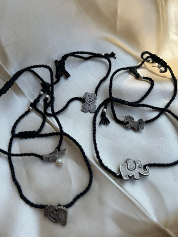 Pull and tighten dainty anklets