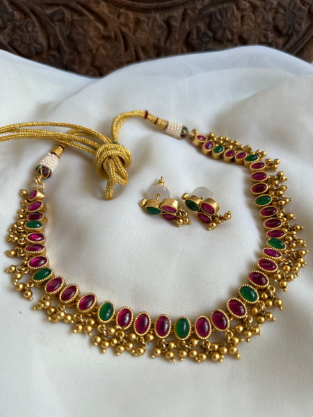 Kemp oval necklace with studs - Kid friendly