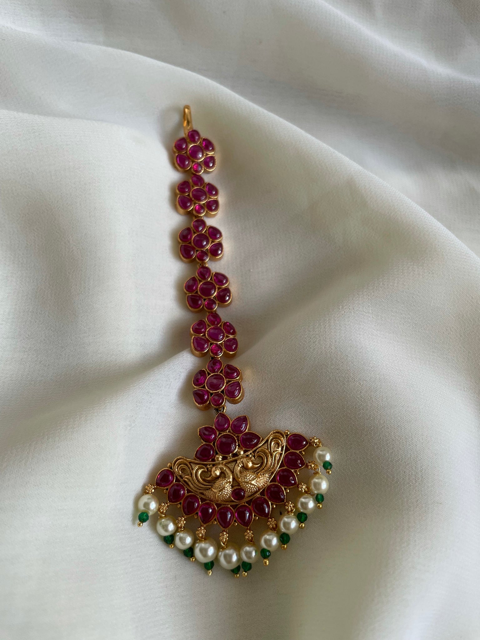 Kemp peacock chutti with green bead details