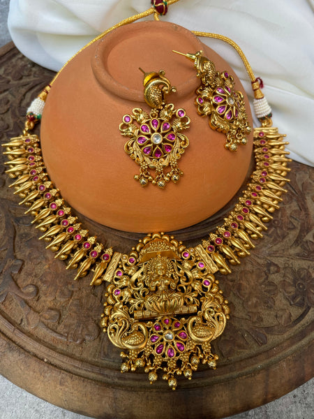 Lakshmi mullamottu antique temple necklace set