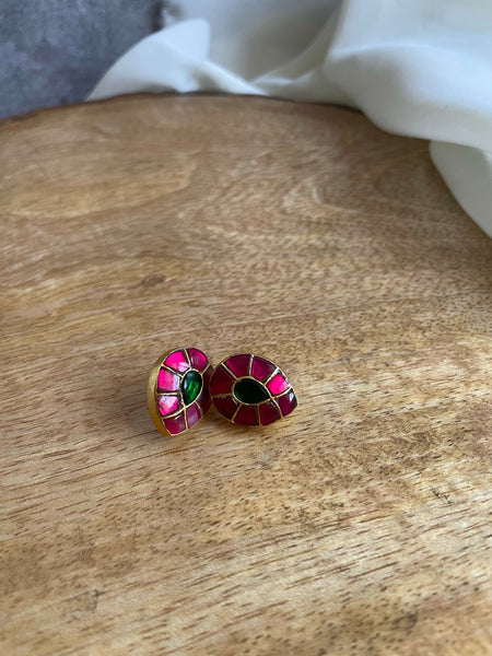 Kundan tear drop studs