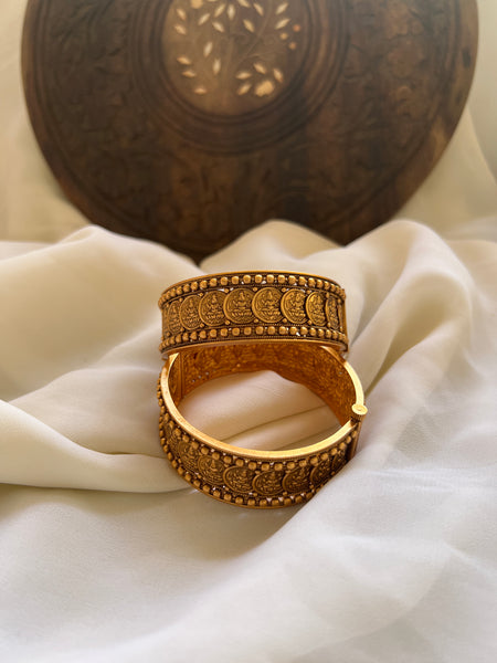 Matte Lakshmi bangles set to 2
