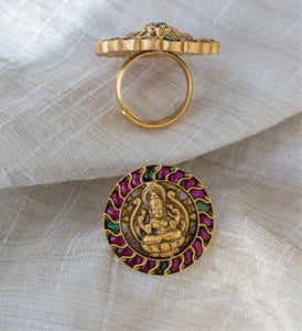 Kemp Nagas Lakshmi ring