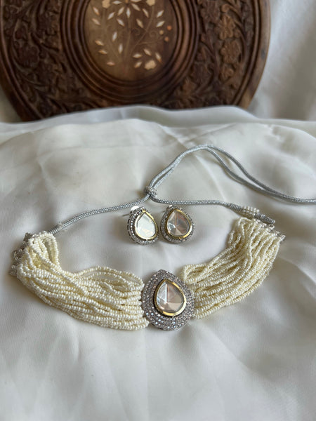 Statement Kundan like Pearl choker with studs
