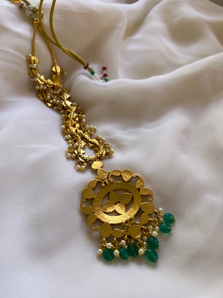 Kundan flower necklace