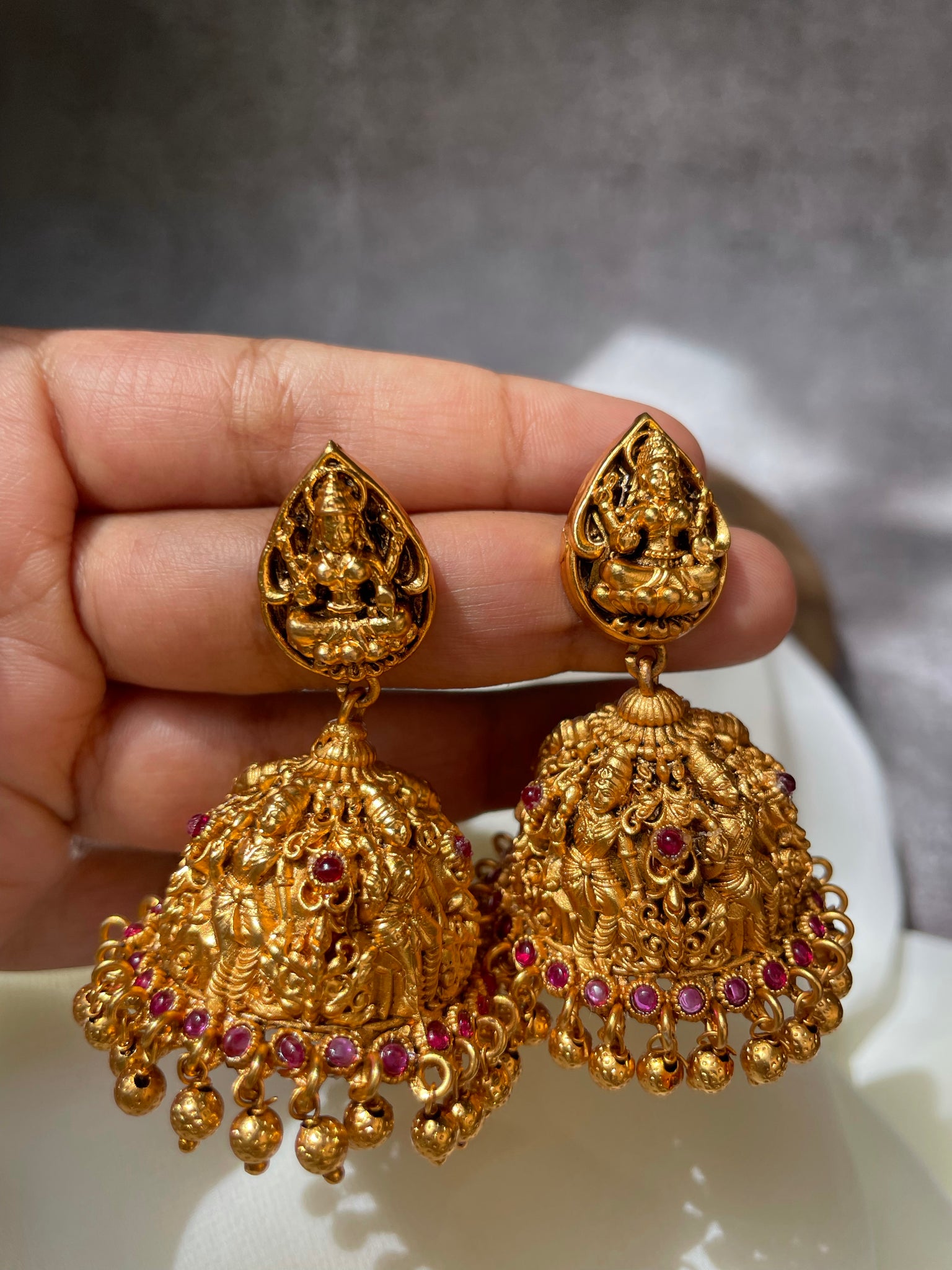 Jumbo Nagas jhumkas
