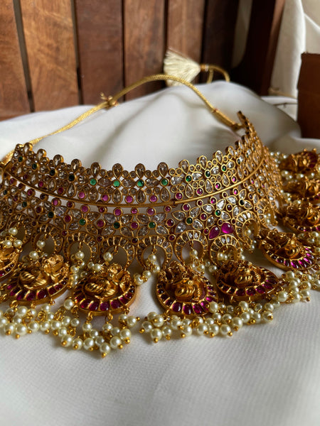 Premium-Full neck Ganesha Bridal choker with earrimgs