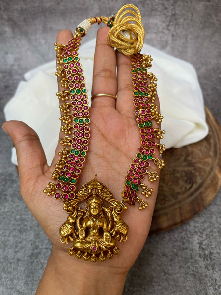 Simple Lakshmi kemp necklace with tiny studs