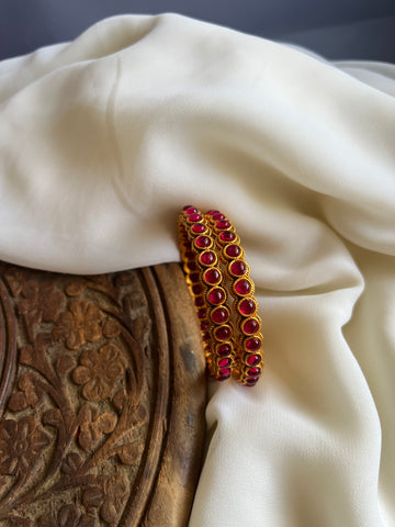 Round kemp matte bangles