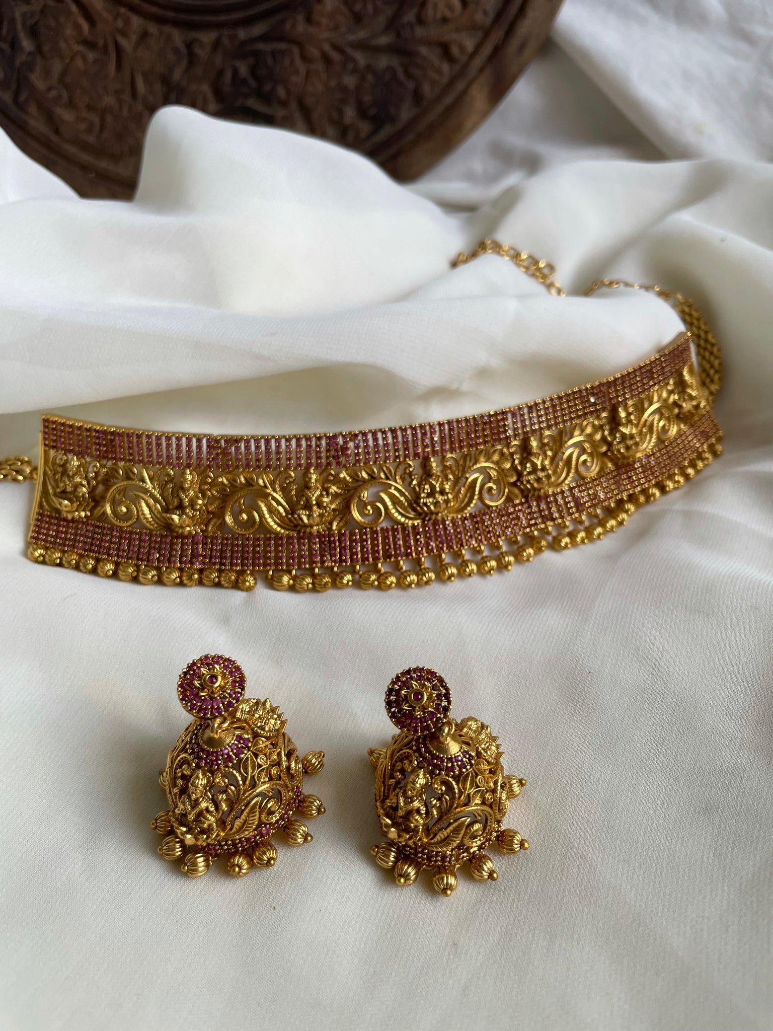 Lakshmi stone choker choker with intricate jhumkas