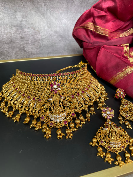 Kemp Lakshmi bridal full neck choker