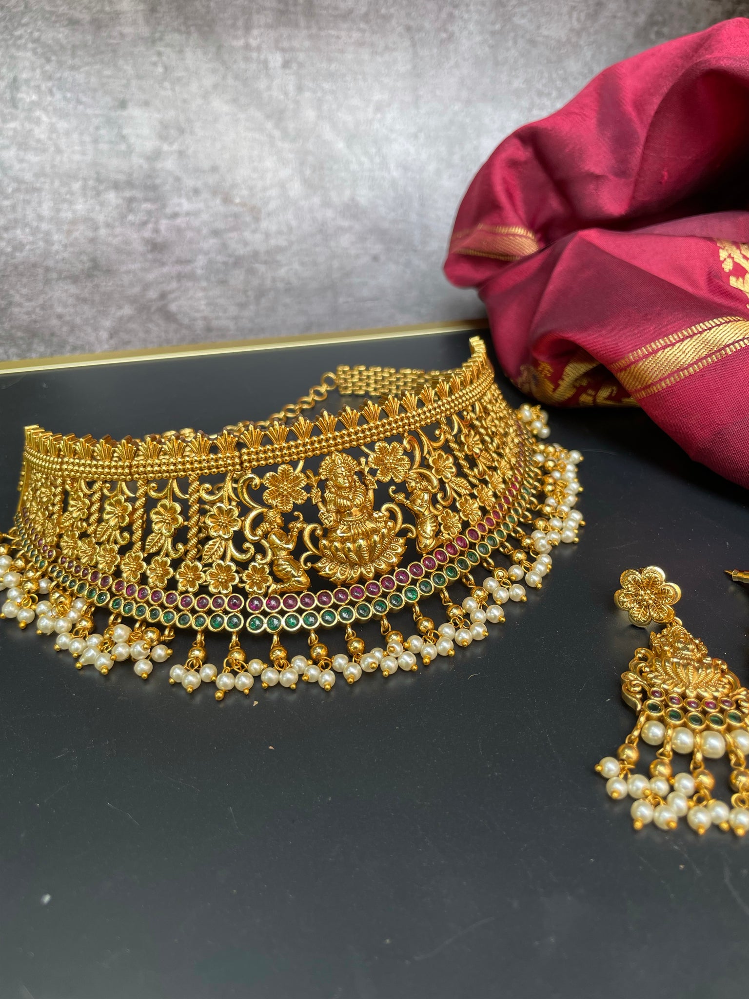 Lakshmi kemp bridal choker with Pearl work