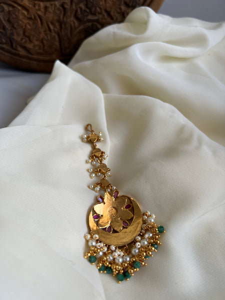 Bridal Kundan flower tika