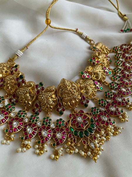 Full neck choker with Nagas Lakshmi and Kundan manga