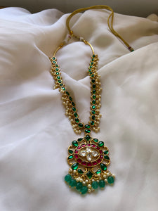 Kundan flower necklace