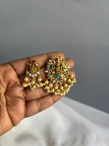 Navaratna Kemp Lakshmi pendant with studs D