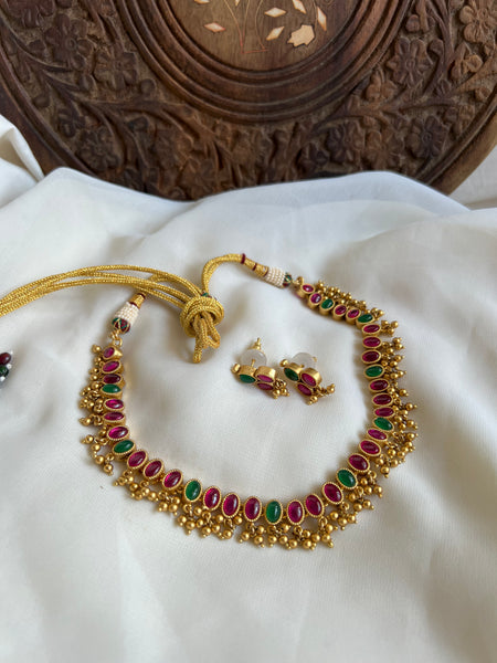 Kemp oval necklace with studs - Kid friendly