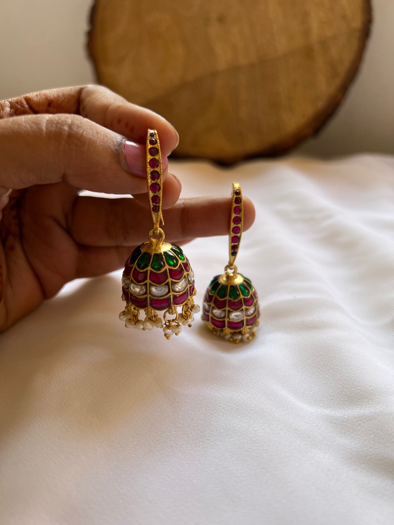 Kundan hook Jhumkas