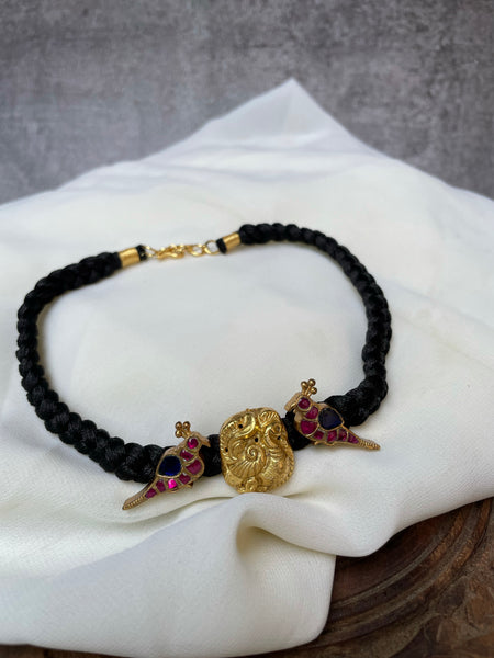 Mayoora Kundan parrot choker