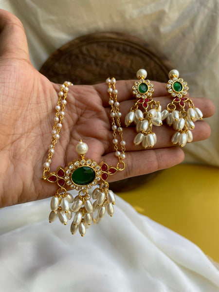 Emerald stone Pearl mangalsutra with studs